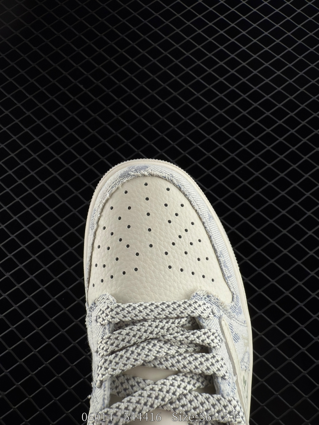 Nike Air Jordan 1 x Travis Scott AJ1